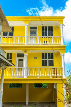 Rainbow Heights Apartment, Soufriere